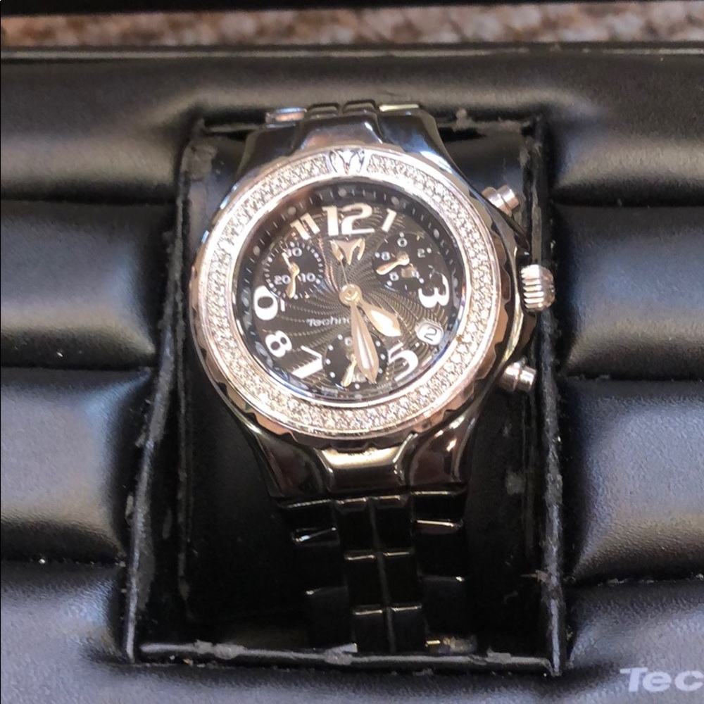 TECHNOMARINE CERAMIC WATCH